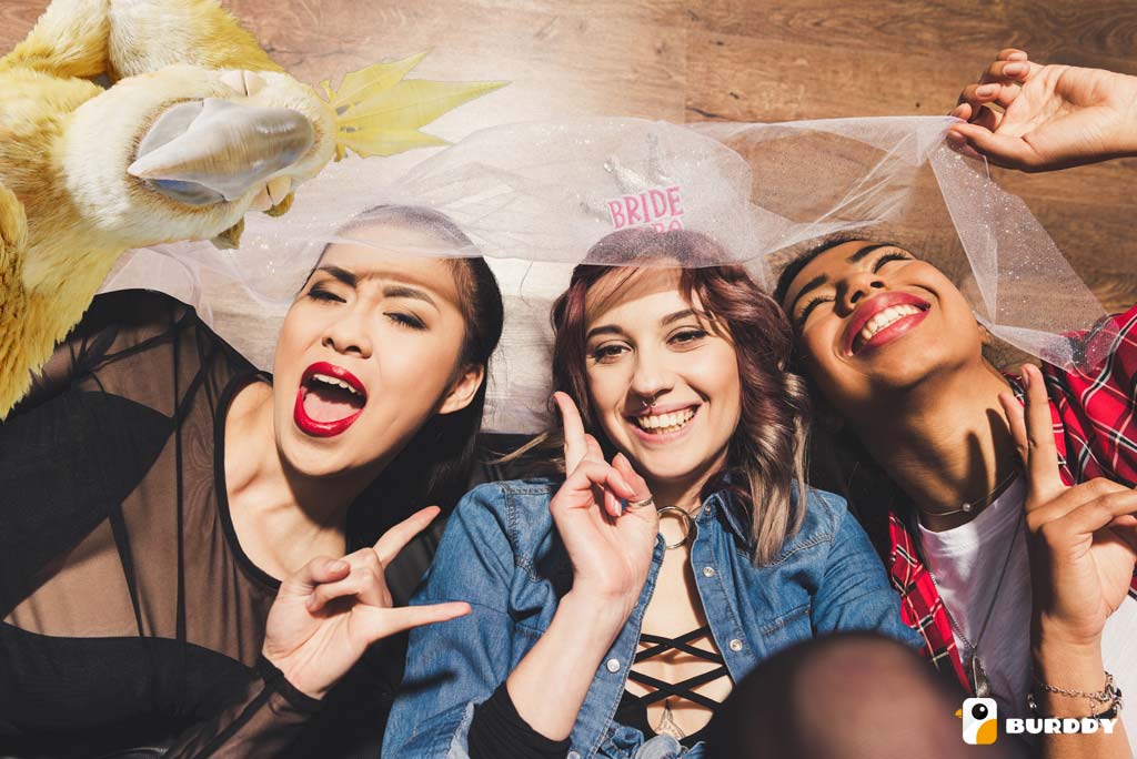 The Evjf Animation That Is Sure To Please Tops And Flops Burddy Luxembourg The Evjf Animation That Is Sure To Please Tops And Flops Burddy Luxembourg